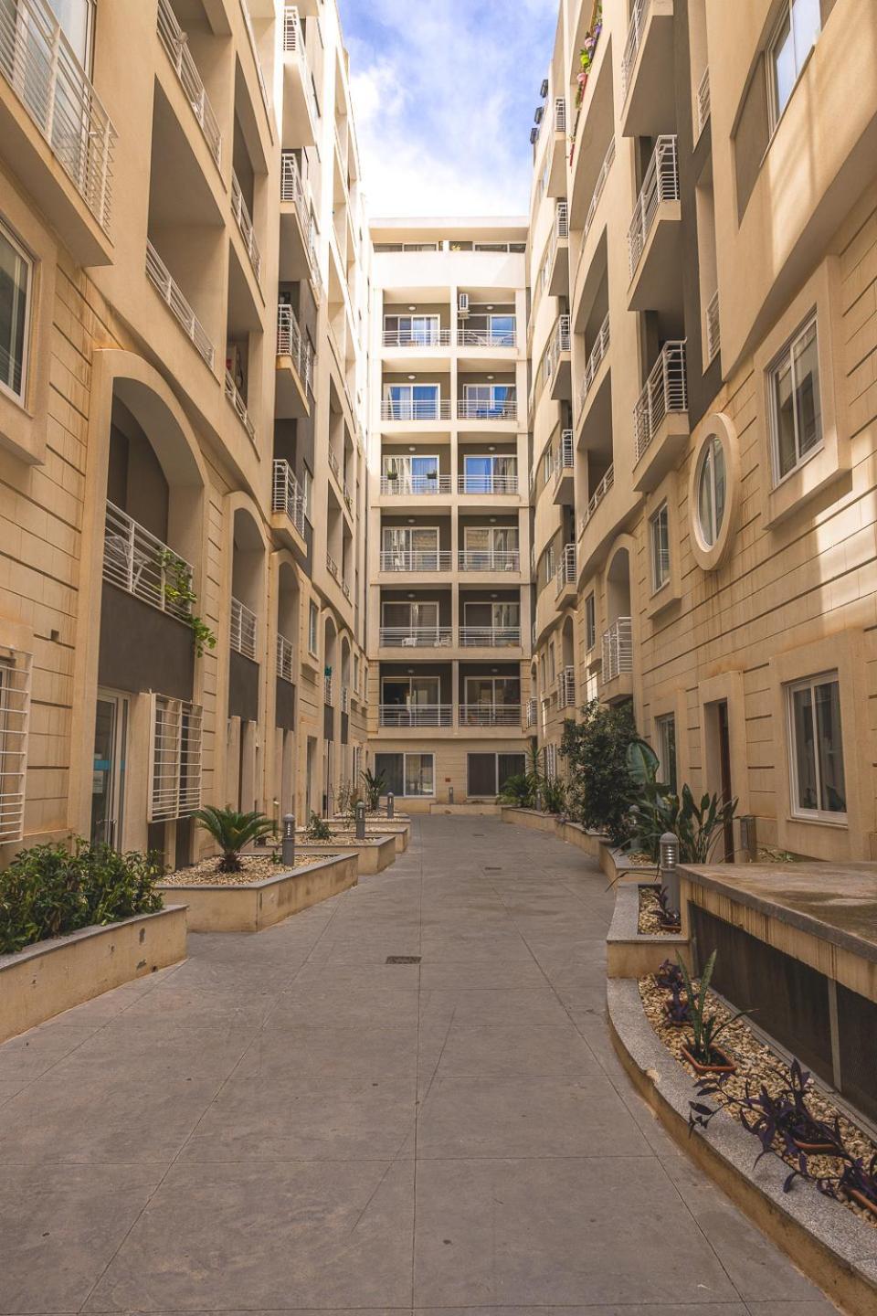 Balluta Bay Spacious Apt - 2Br Sliema Buitenkant foto