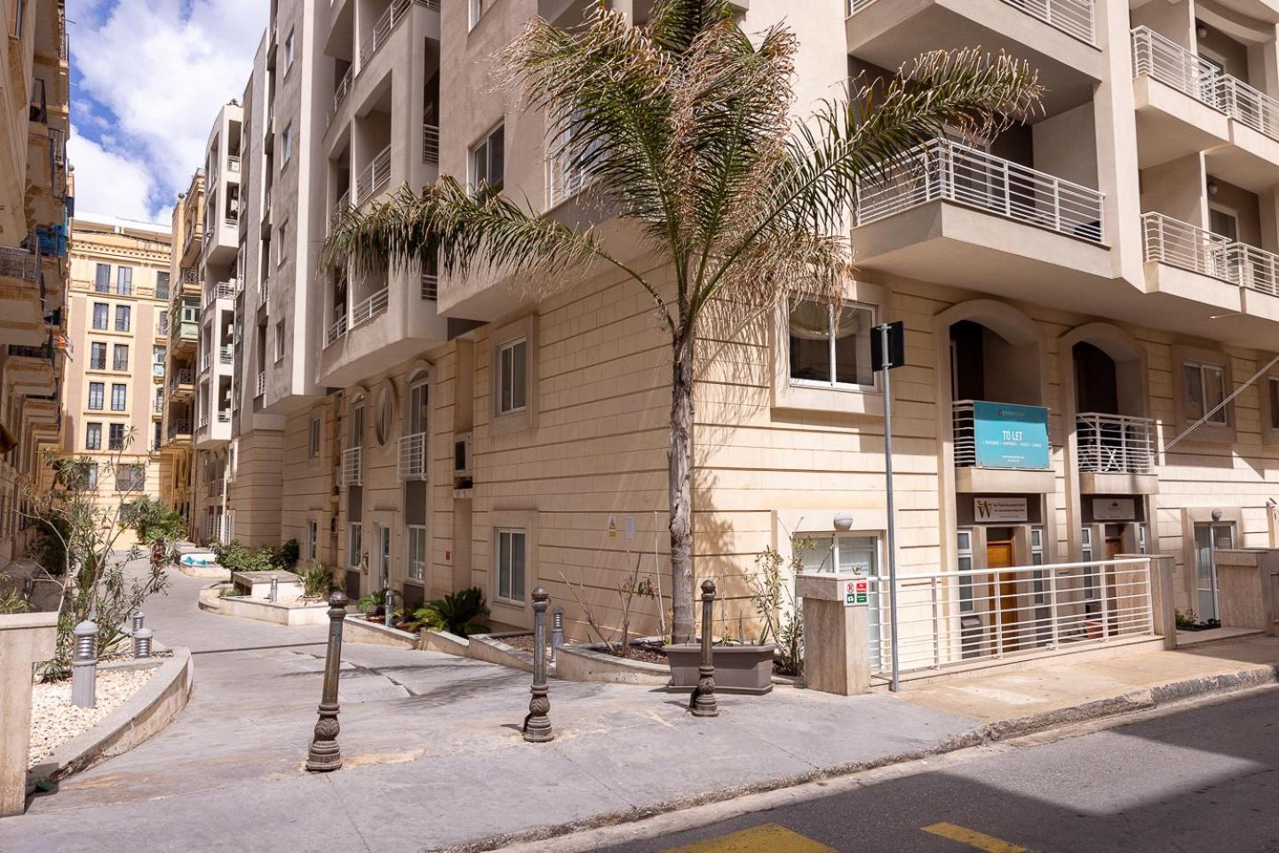Balluta Bay Spacious Apt - 2Br Sliema Buitenkant foto