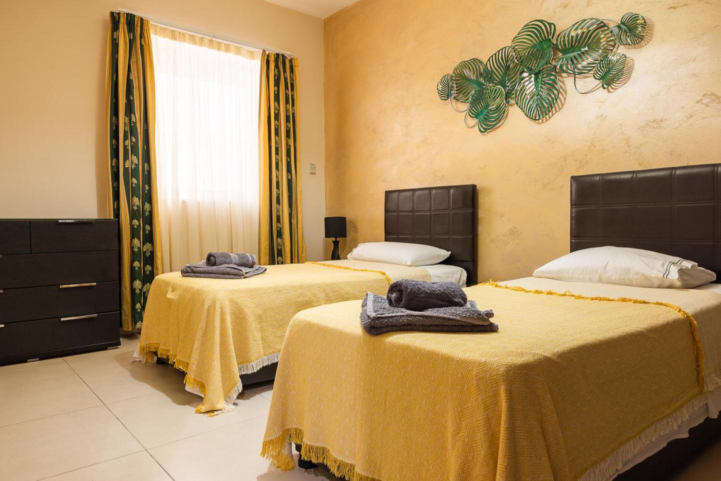 Balluta Bay Spacious Apt - 2Br Sliema Buitenkant foto